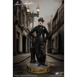 Charlie Chaplin socha 1/4 50 cm