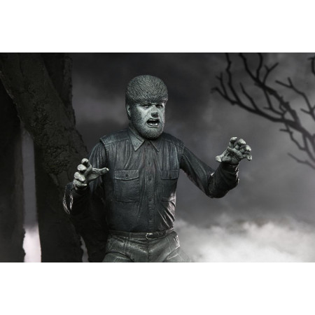 Universal Monsters akčná figúrka Ultimate The Wolf Man (Black & White) 18 cm