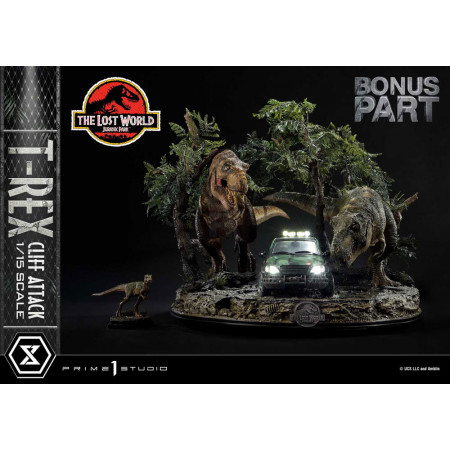 Jurassic World: The Lost World socha 1/15 T-Rex Cliff Attack Bonus Version 53 cm