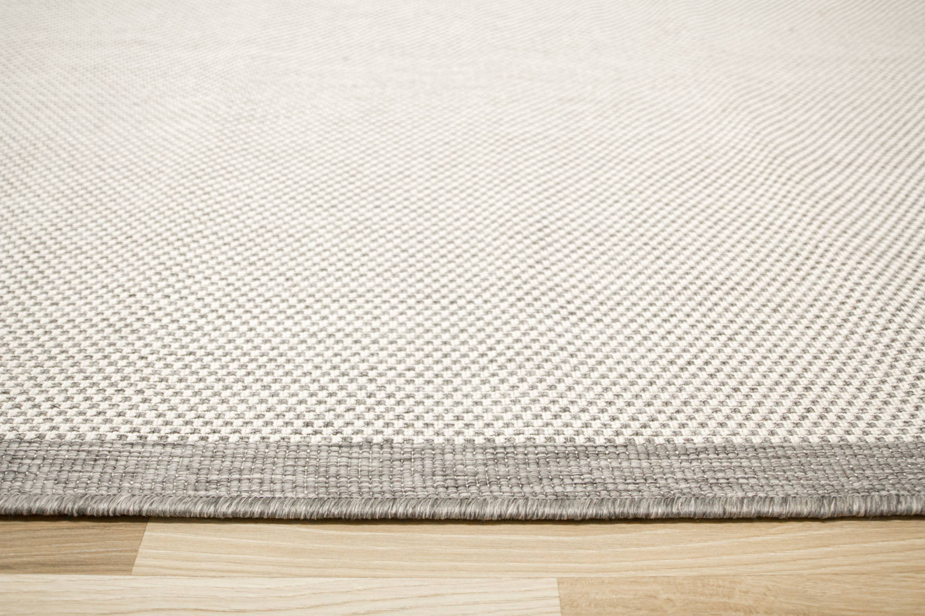 Šňůrkový oboustranný koberec Brussels 205014/10010 stříbrný romby