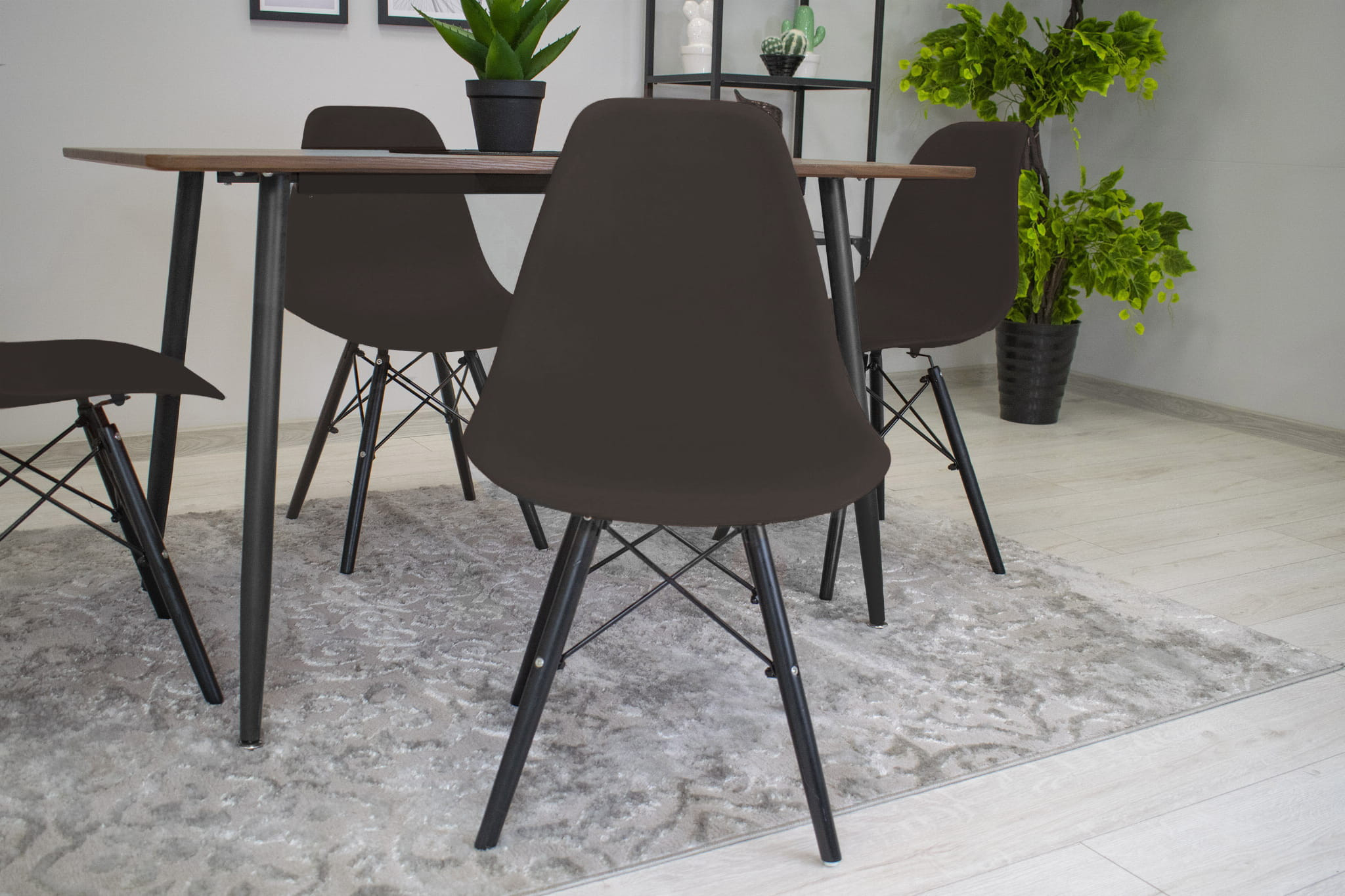 Set tří jídelních židlí OSAKA kávové (černé nohy) (3ks)