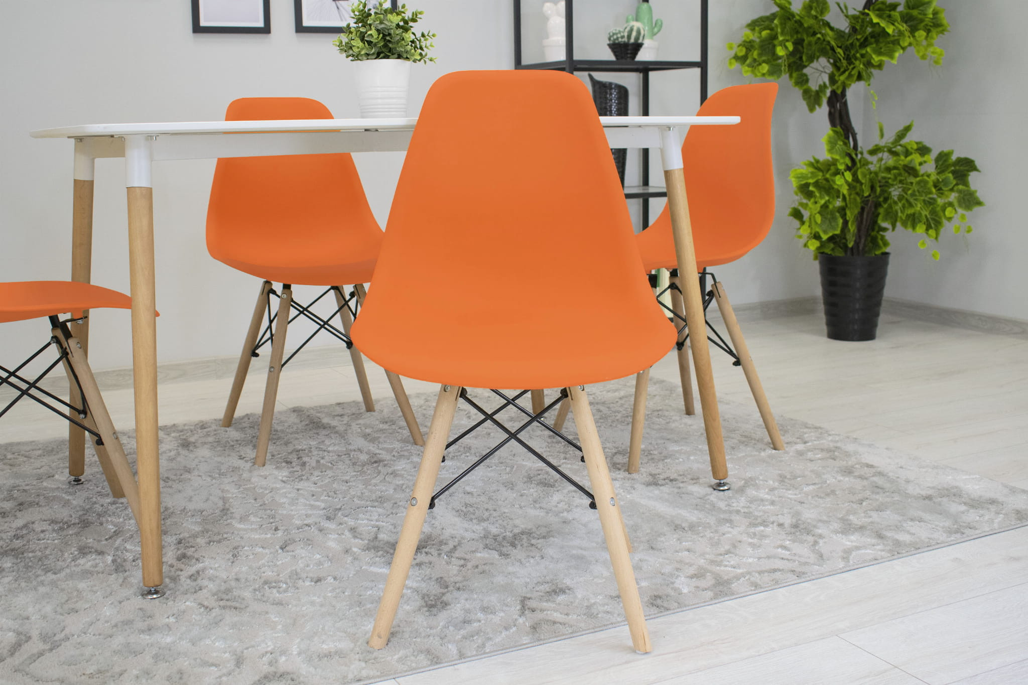 Jídelní židle OSAKA oranžová (hnědé nohy)
