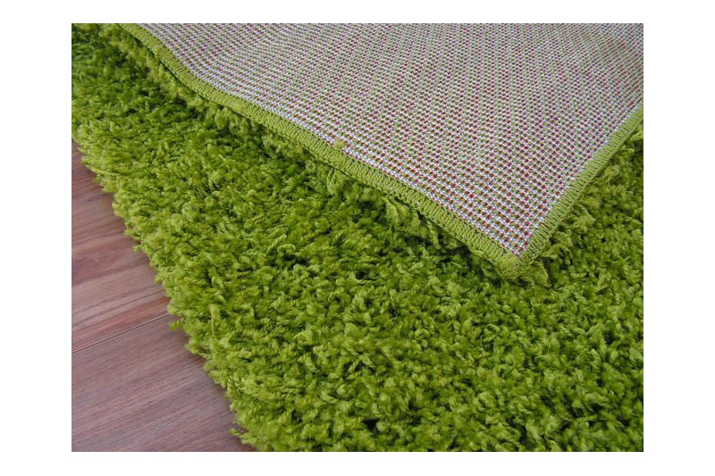 Metrážny koberec SHAGGY zelený