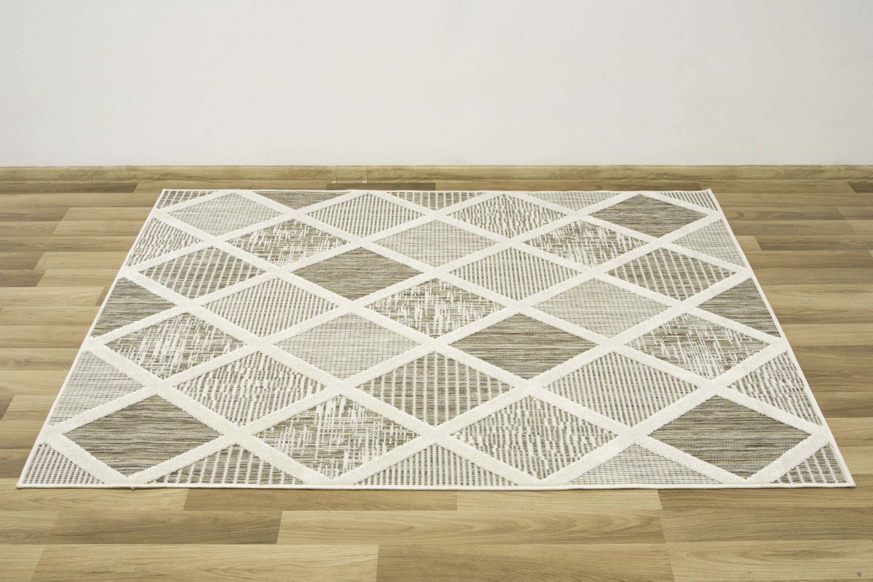 Šňůrkový koberec Stella D413A Romby béžový / krémový
