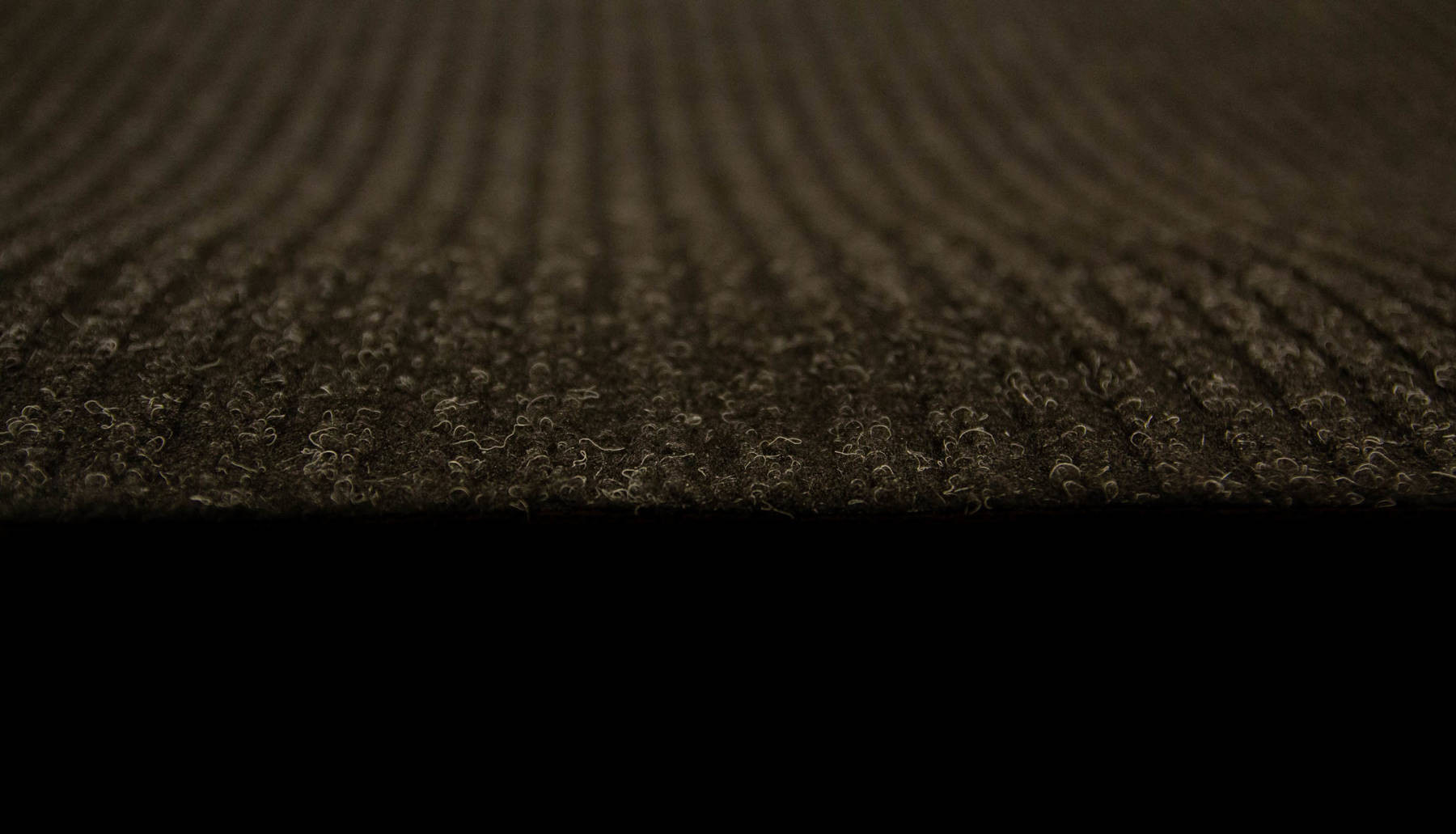 Metrážny koberec Duo 79 čierny 