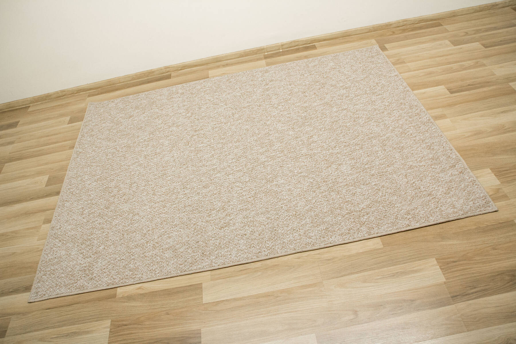 Metrážny koberec Monet 91 béžový / krémový