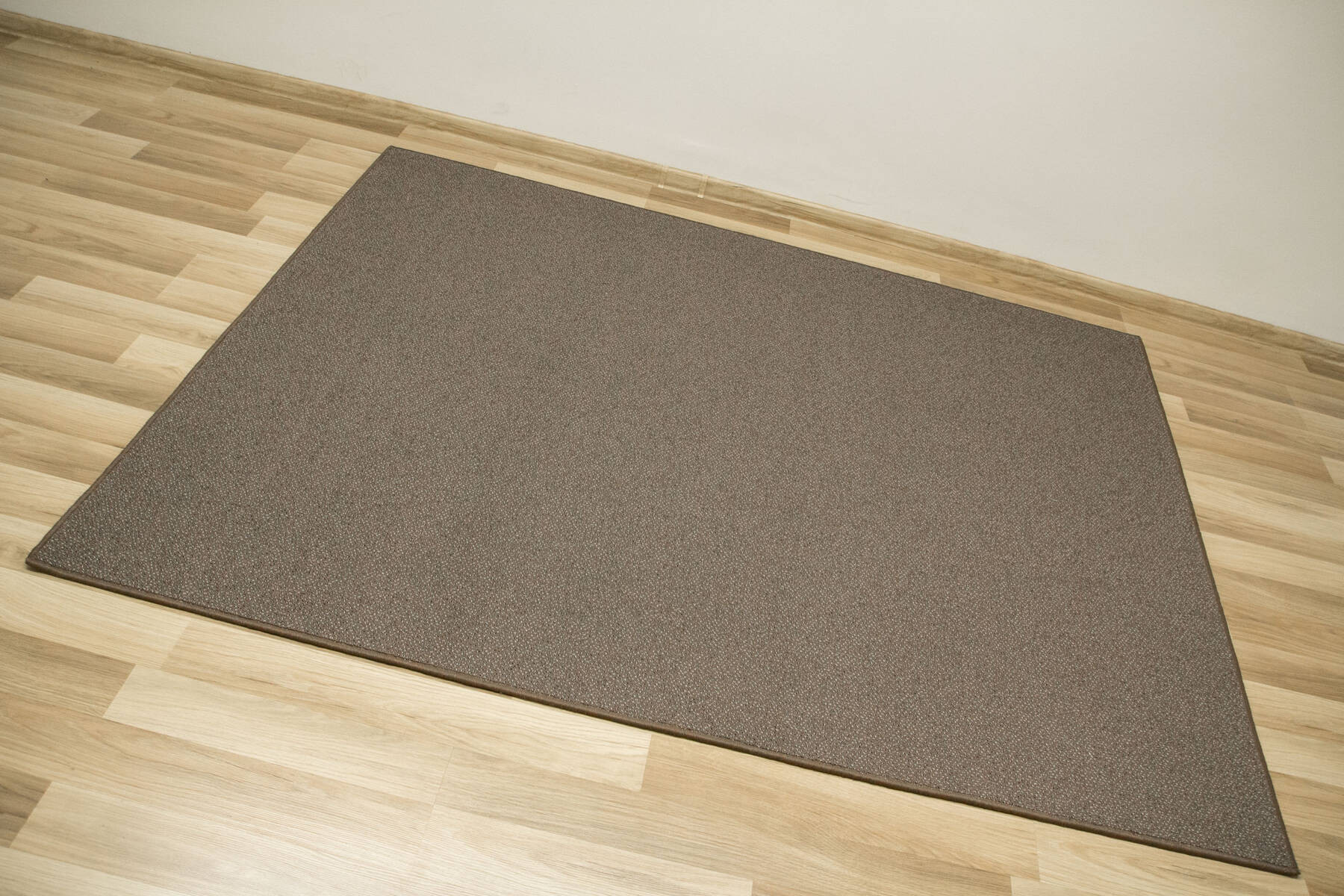Metrážový koberec Pacific 92 hnědý / šedý
