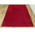 Metrážny koberec Dynasty 58 bordový