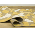 Šňůrkový koberec Reni 24526/682 - romby med / žlutý / krém