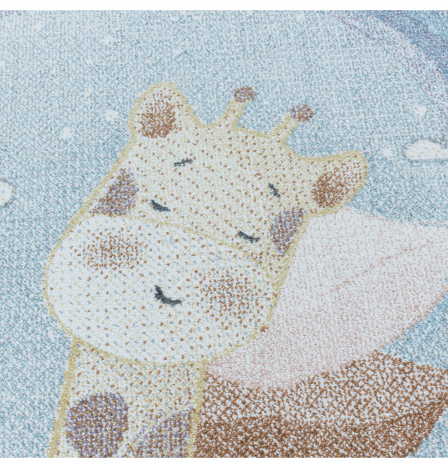 Dětský koberec Lucky Spící žirafa na obláčcích kruh