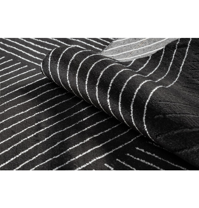 Koberec EMERALD exkluzivní A0084 glamour, styl, linie, geometrický černý / stříbrný