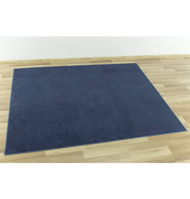 Metrážny koberec Carousel 180 námornícka modrá