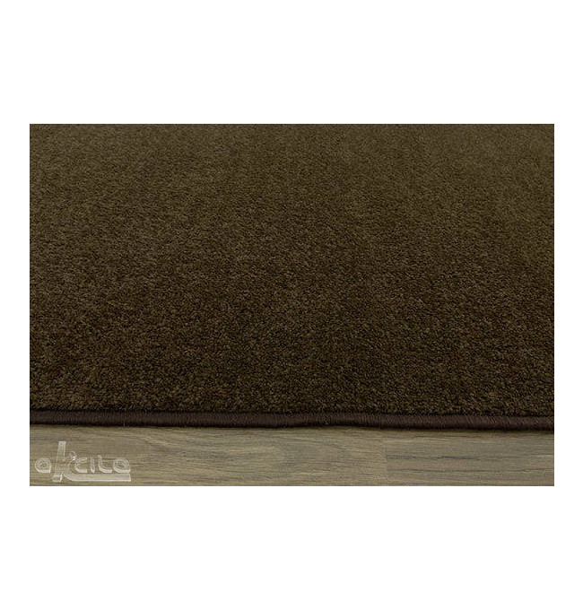 Metrážny koberec Dynasty 97 hnedý