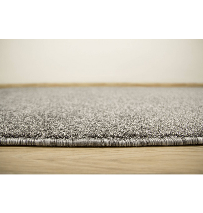 Metrážny koberec Piccadilly 77 sivý / strieborný