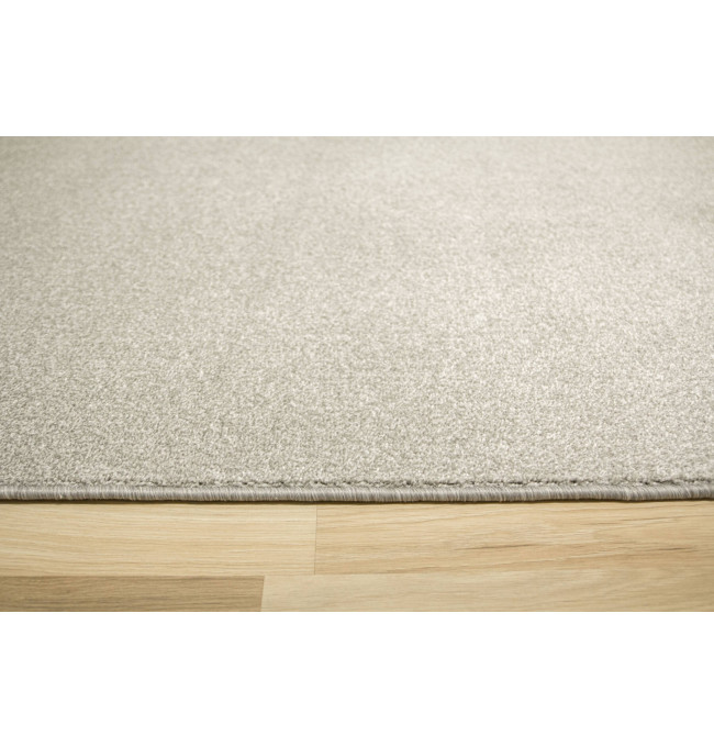 Metrážny koberec Zaragoza 74 sivý