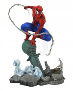 Marvel Comic Gallery PVC socha Spider-Man Lamppost 25 cm