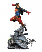 DC Comics Deluxe Art Scale socha 1/10 Superboy 28 cm