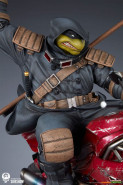 Teenage Mutant Ninja Turtles socha 1/4 The Last Ronin On Bike 53 cm