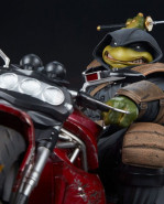 Teenage Mutant Ninja Turtles socha 1/4 The Last Ronin On Bike 53 cm