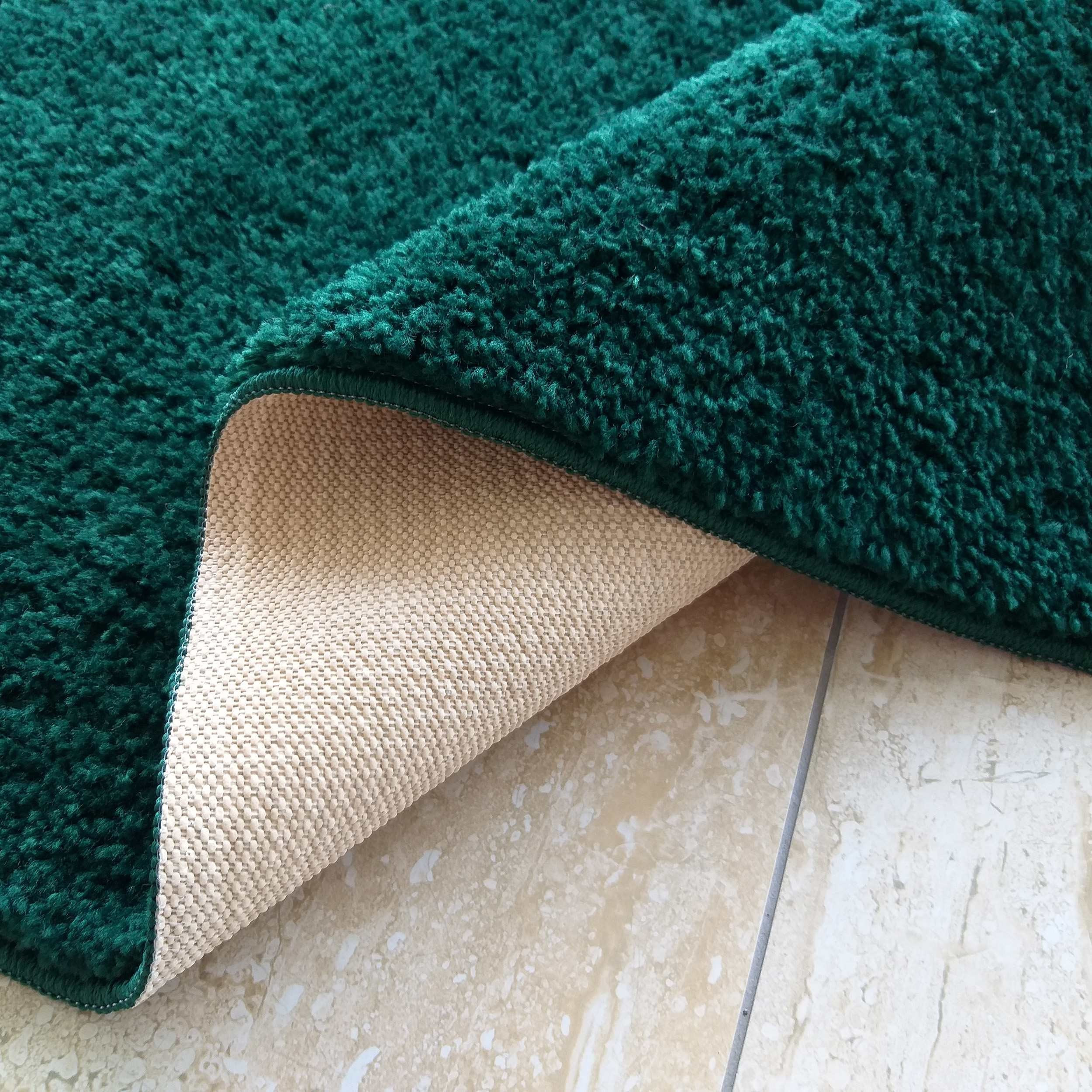 Metrážny koberec Kamel typu Shaggy zelený 400x320 cm - Výpredaj