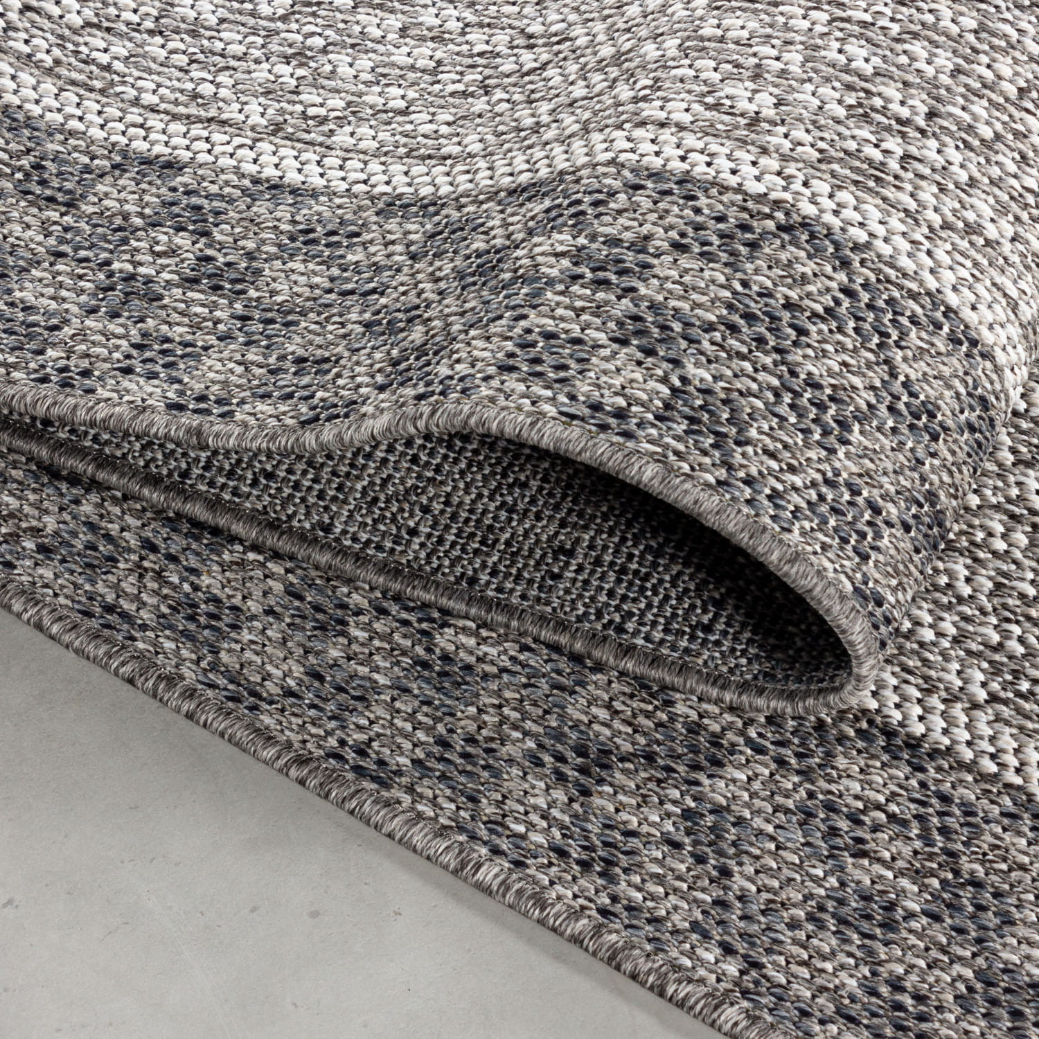 Šňůrkový koberec Aruba šedý / krémový
