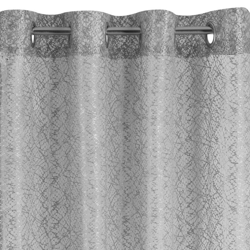 Hotová záclona AMANDA stříbrná - na průchodkách