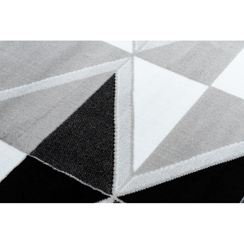Koberec BCF ANNA Trigonal 2964 Trojuholníky sivý