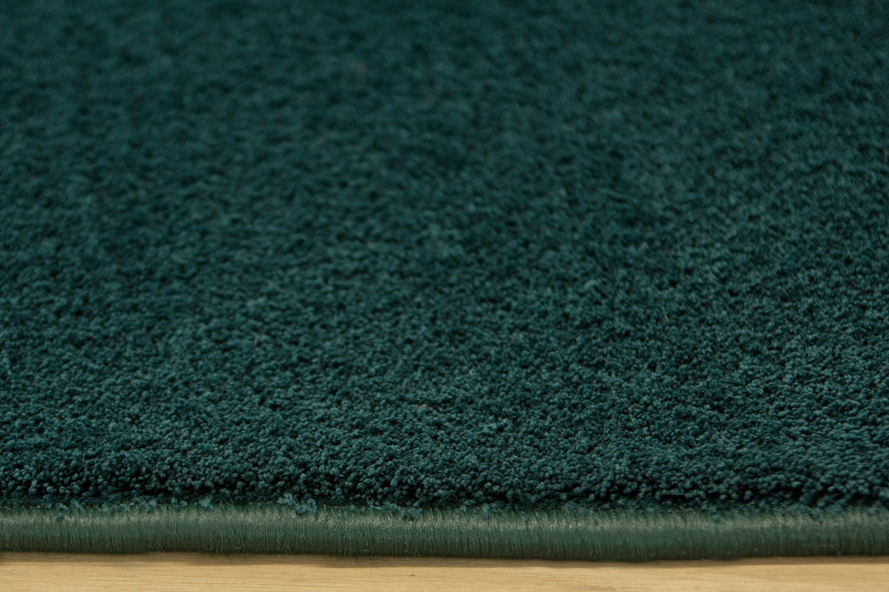 Metrážový koberec Amazing 40 zelený