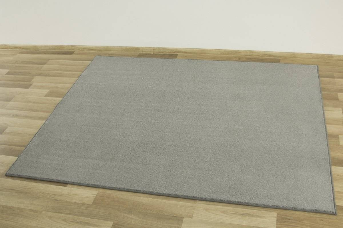 Metrážový koberec Bounty 76 šedý
