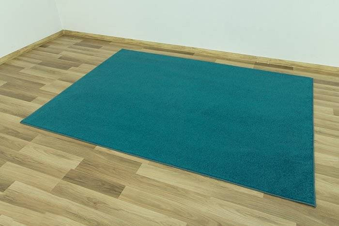 Metrážový koberec Carousel 83 tyrkysový