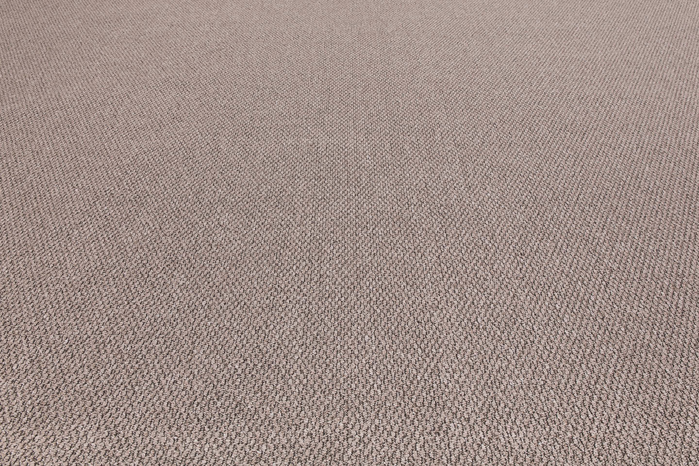 Metrážny koberec DERBY hnedý