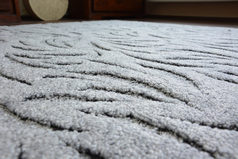 Metrážny koberec IVANO sivý