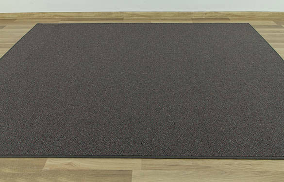 Metrážny koberec Jaguar sivo-bordový