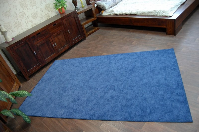 Metrážny koberec SERENADE modrý
