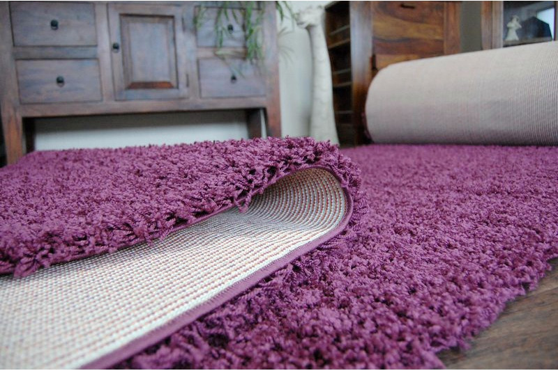 Metrážny koberec SHAGGY fialový