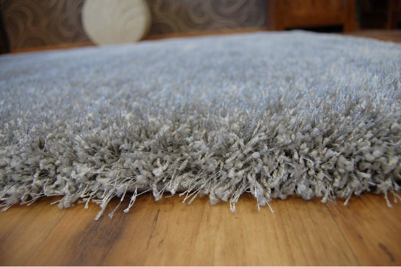 Metrážny koberec Shaggy NARIN sivý