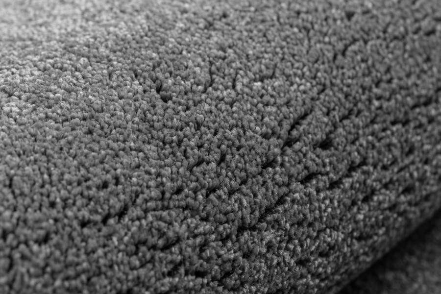 Metrážny koberec STAR sivý