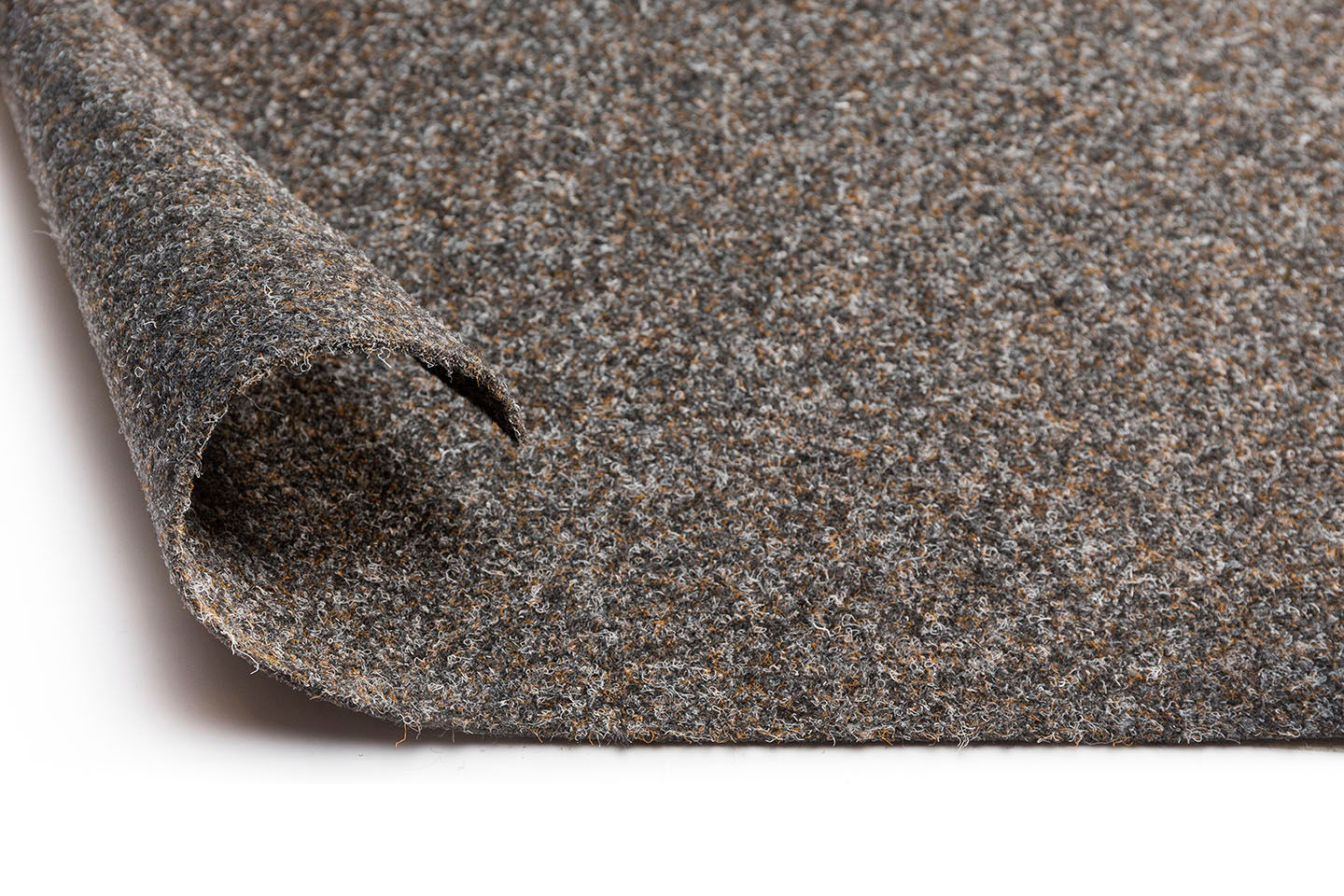 Metrážny koberec BASTION sivý