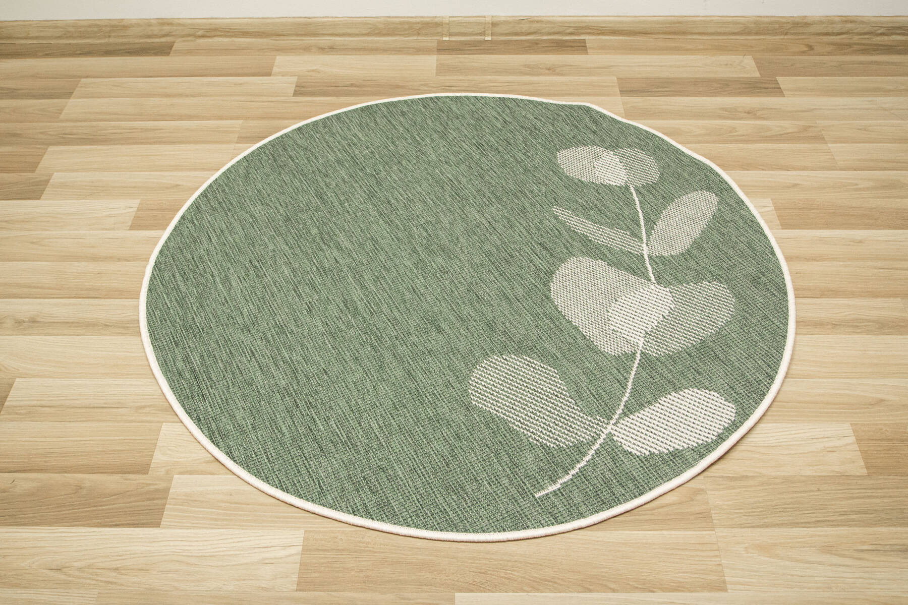 Šňůrkový obojstranný koberec Brussels 205632/10520 krémový / zelený