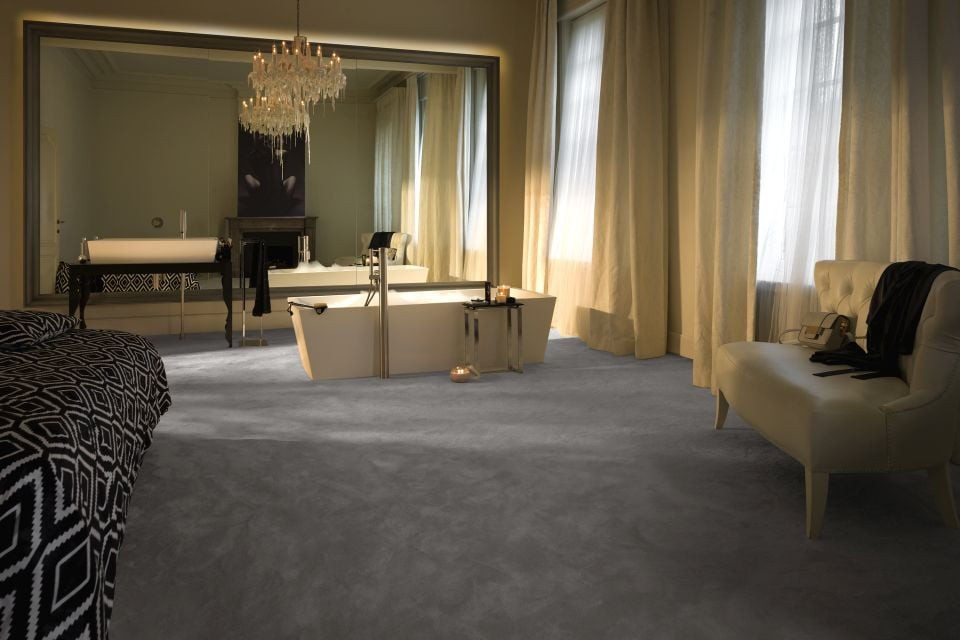 Metrážny koberec OMPHALE sivý 