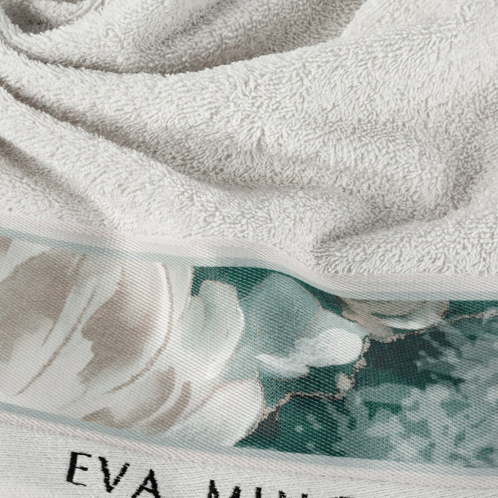 Sada uterákov EVA 4 biela 