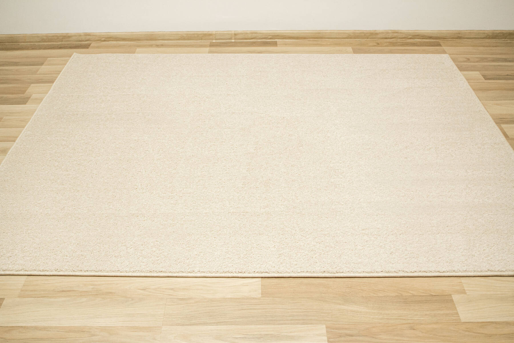 Metrážny koberec Birch 62 krémový / béžový