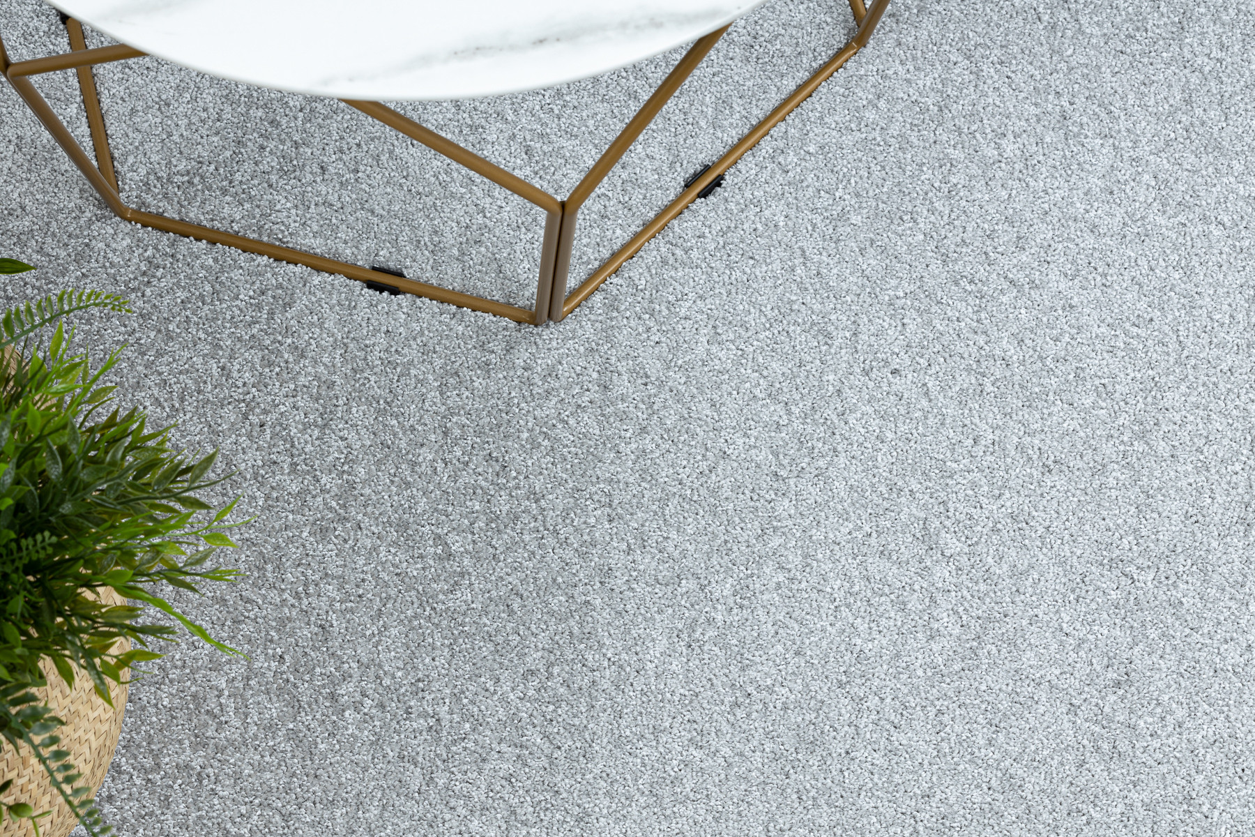 Metrážny koberec INDUS 95 sivý