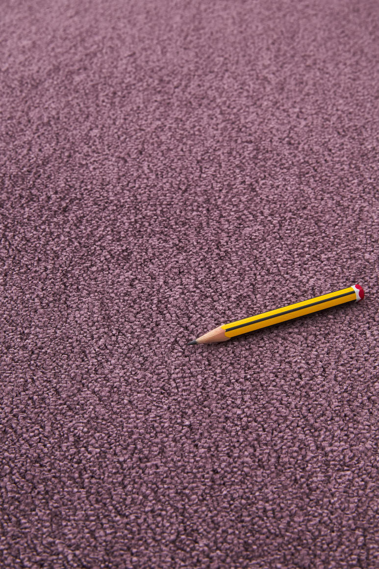 Metrážový koberec Lano Satine 081
