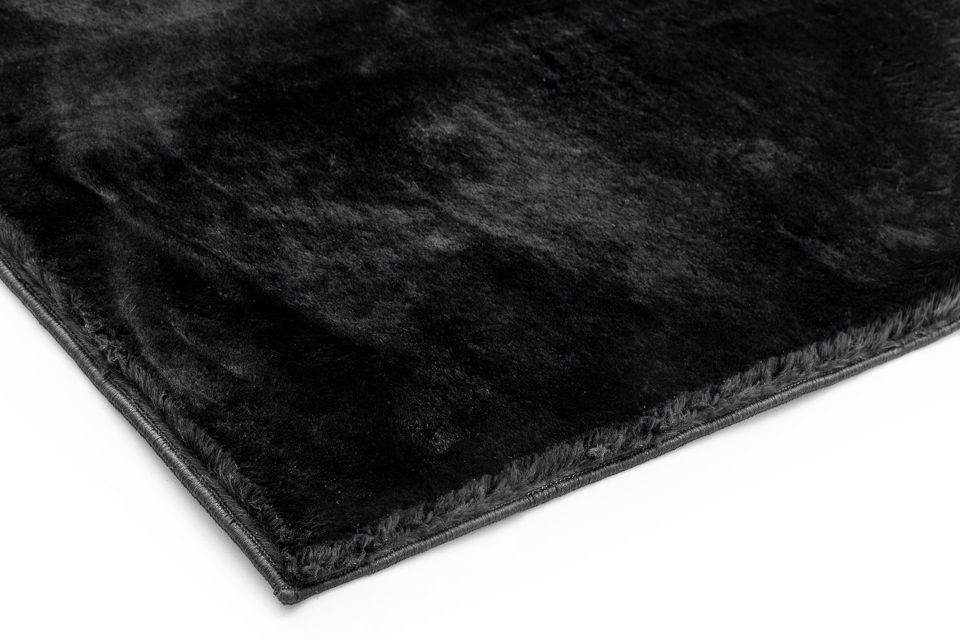 Metrážový koberec NELIA černý