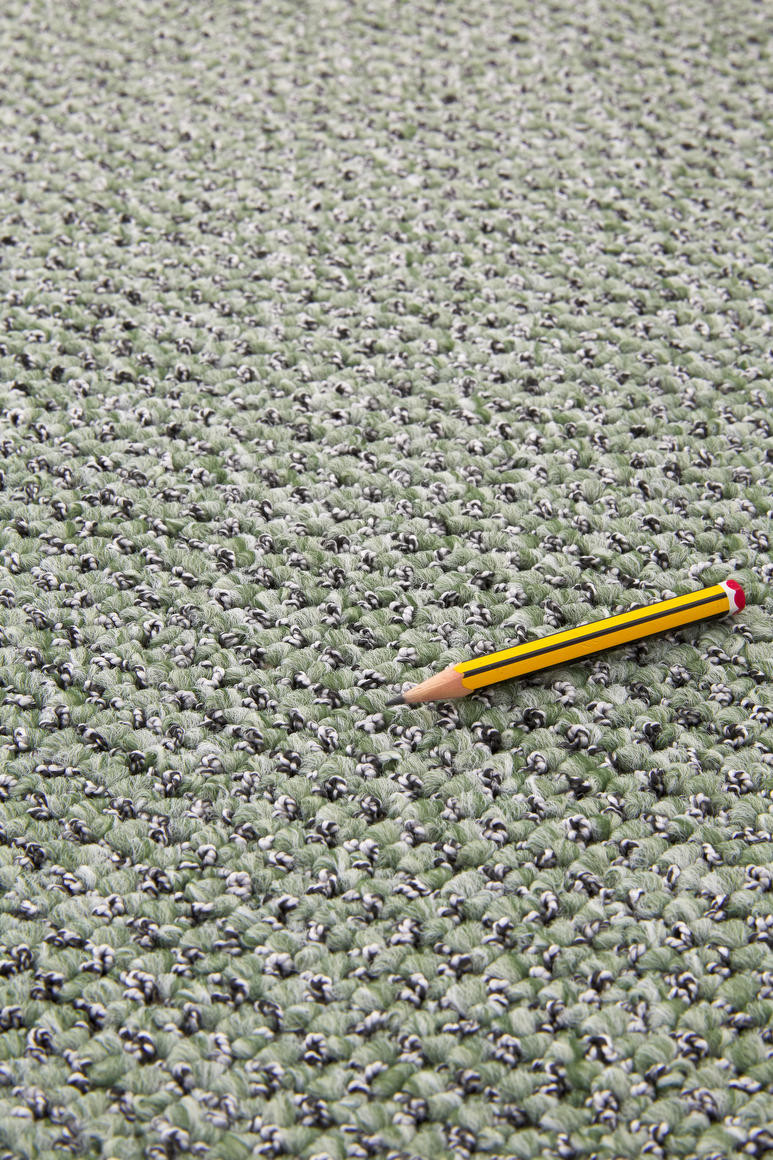 Metrážový koberec Timzo Flamingo 8544