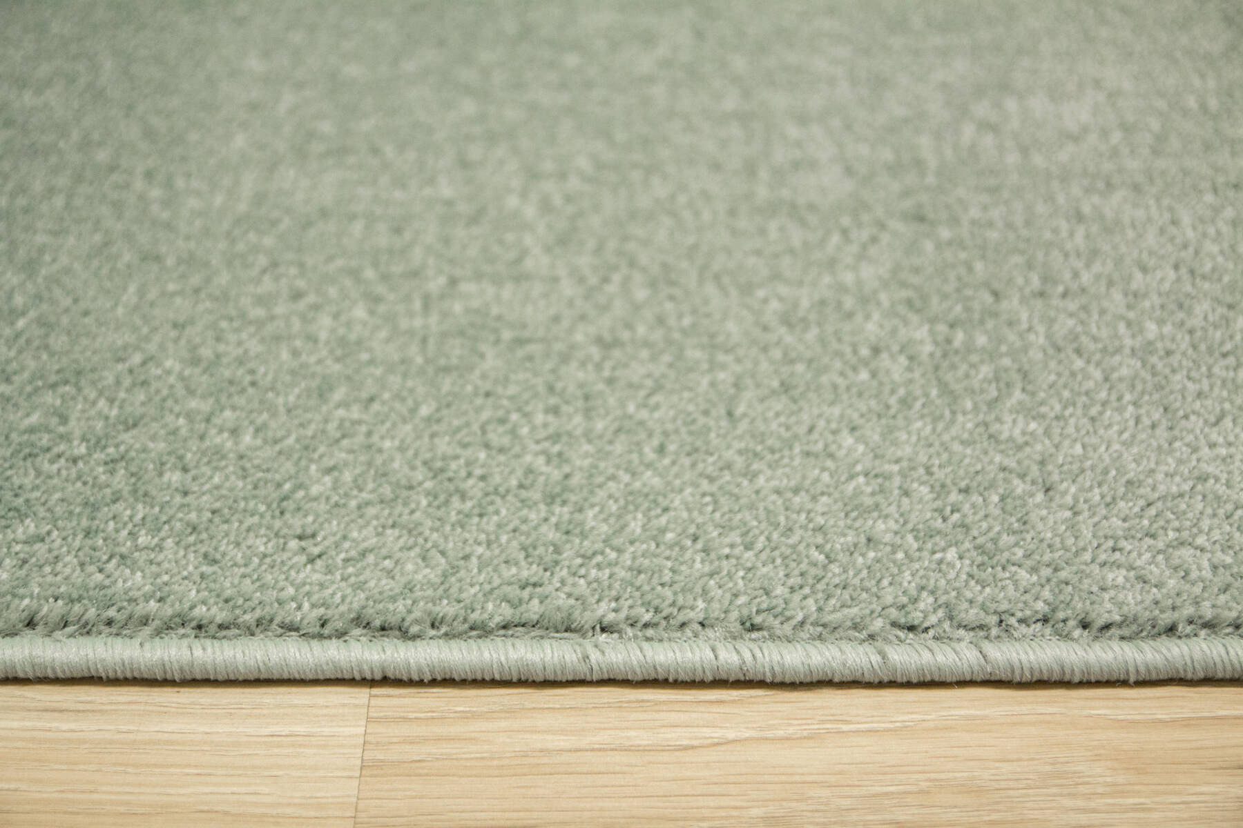 Metrážny koberec Firth Twist 39 pastelový tyrkysový
