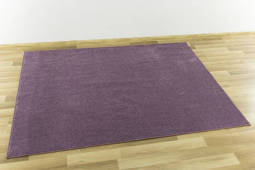 Metrážny koberec Lazio - Heather 14 fialový