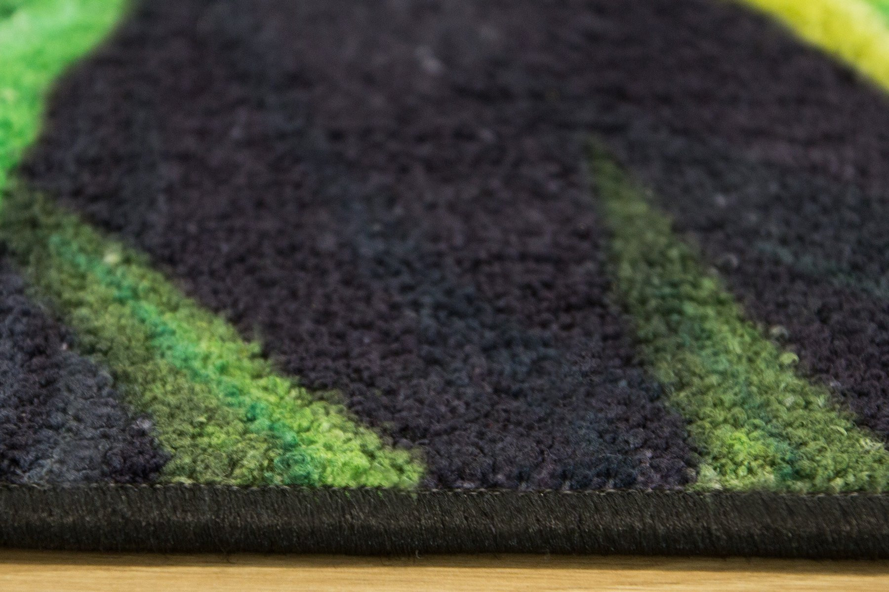 Metrážový koberec Monstera zelený