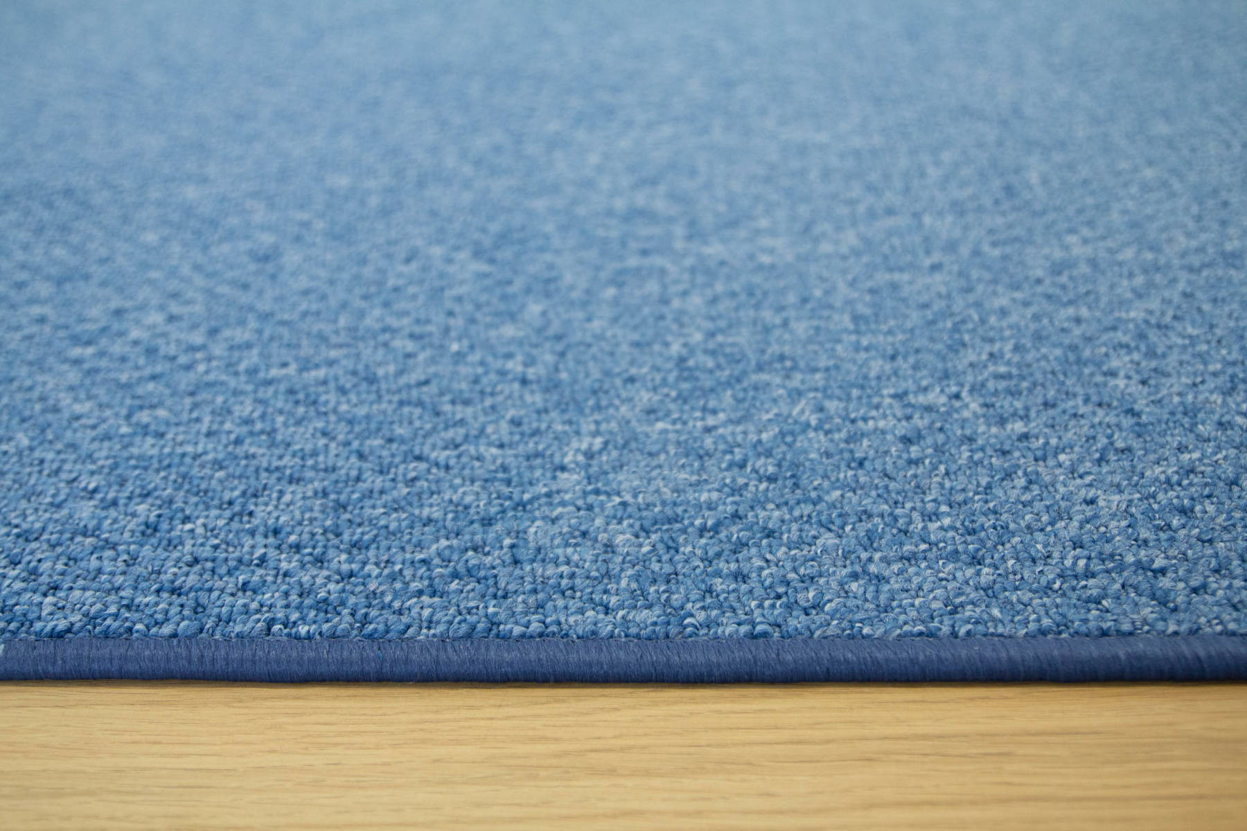 Metrážový koberec Stockholm 83 modrý